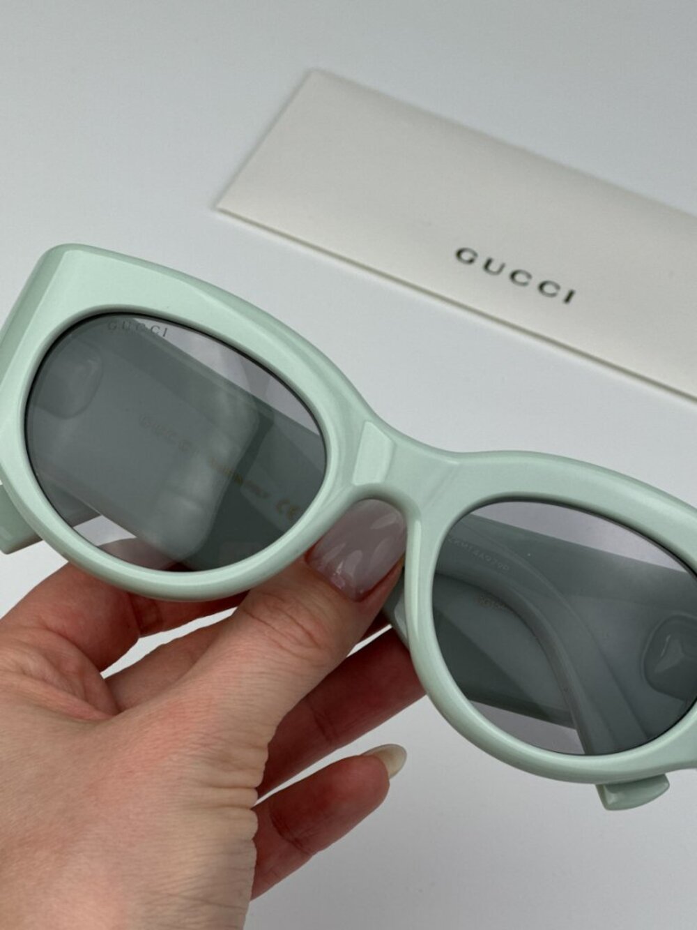 GUCCI GG1544S 003 GREEN OVAL SUNGLASSES